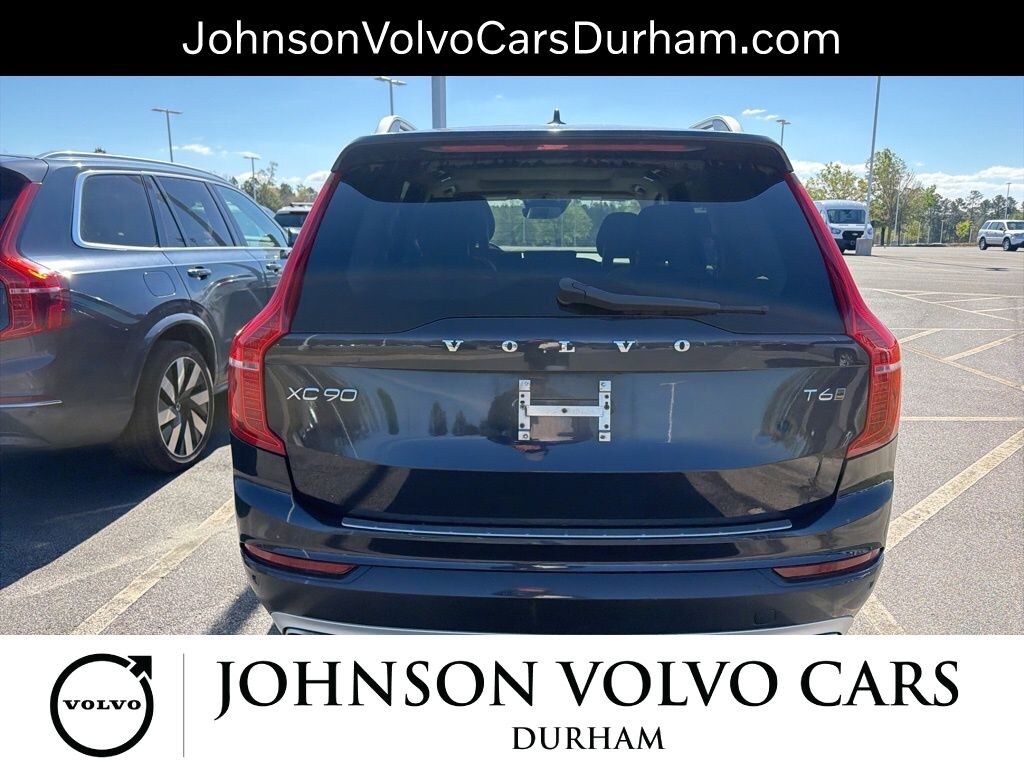 Used 2016 Volvo XC90 T6 Momentum SUV