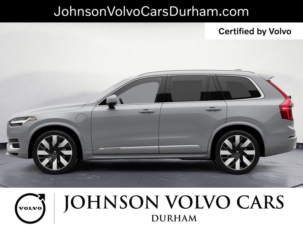 2024 Volvo XC90 Recharge T8 Plus photo 3