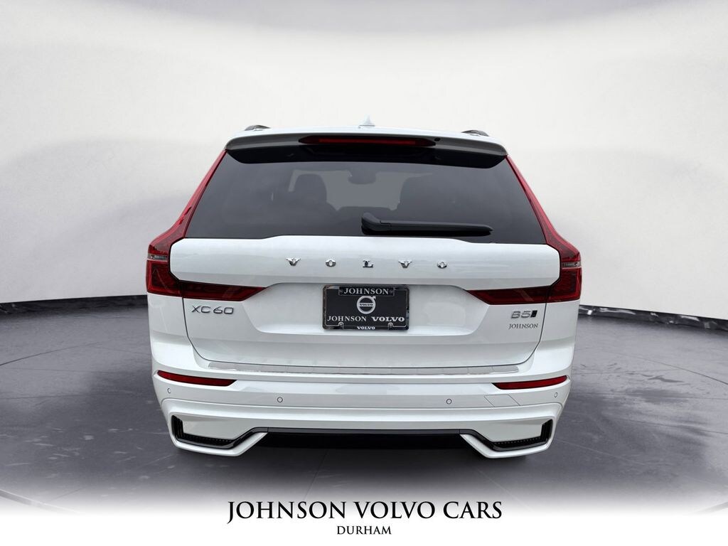 New 2026 Volvo XC60 B5 Plus SUV