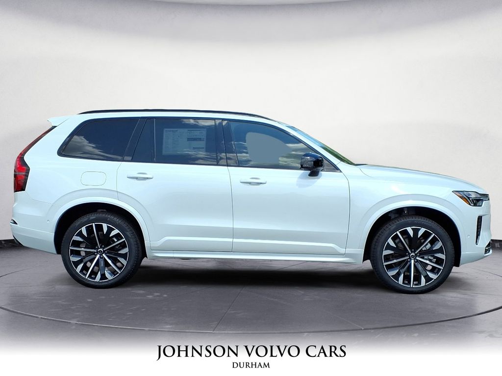 2026 Volvo XC90 AWD photo 2