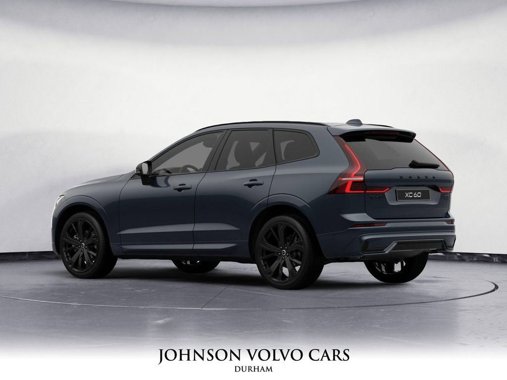 2026 Volvo XC60 B5 photo 3