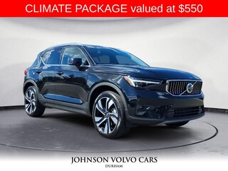 2025 Volvo XC40 B5 Ultra Bright Theme SUV