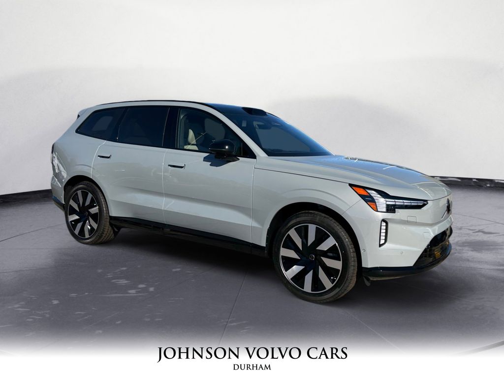 2025 Volvo EX90 Ultra's photo