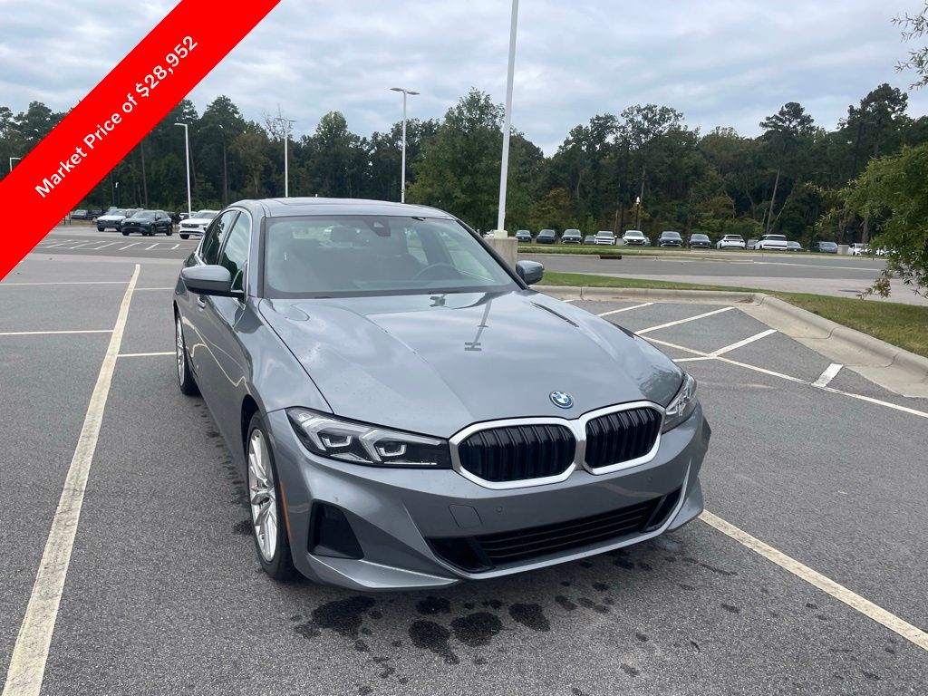 2024 Bmw 330e photo 2