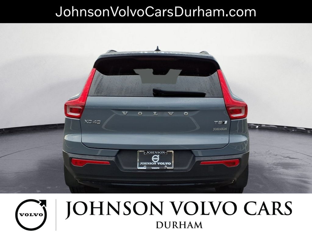 Used 2021 Volvo XC40 R-Design SUV