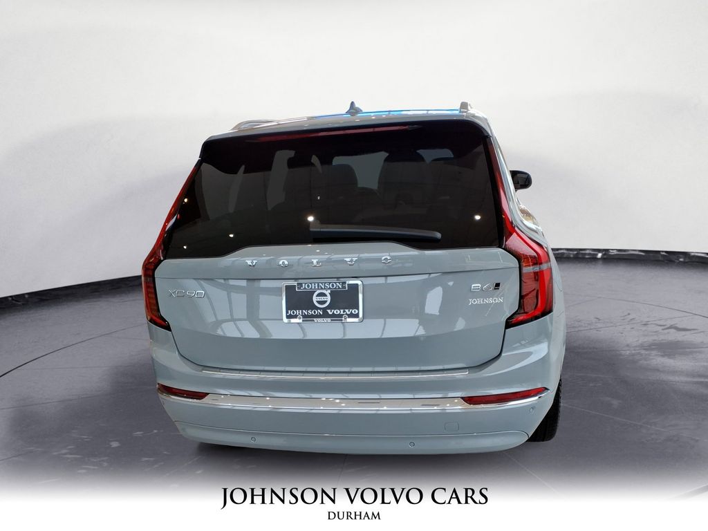 2026 Volvo XC90 Plus AWD photo 3