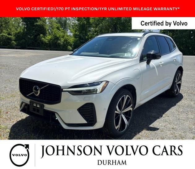 2024 Volvo XC60 T8 Ultimate Dark Theme AWD's photo