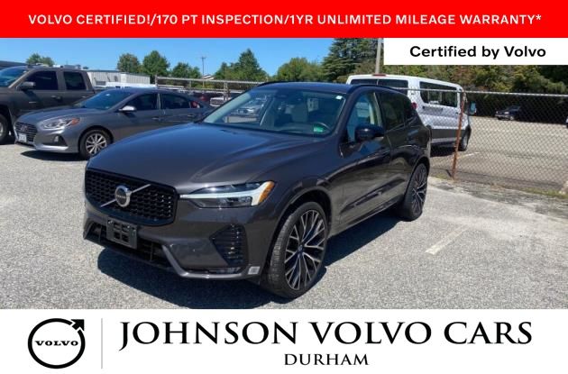 2023 Volvo XC60 B5 Ultimate Dark Theme FWD's photo