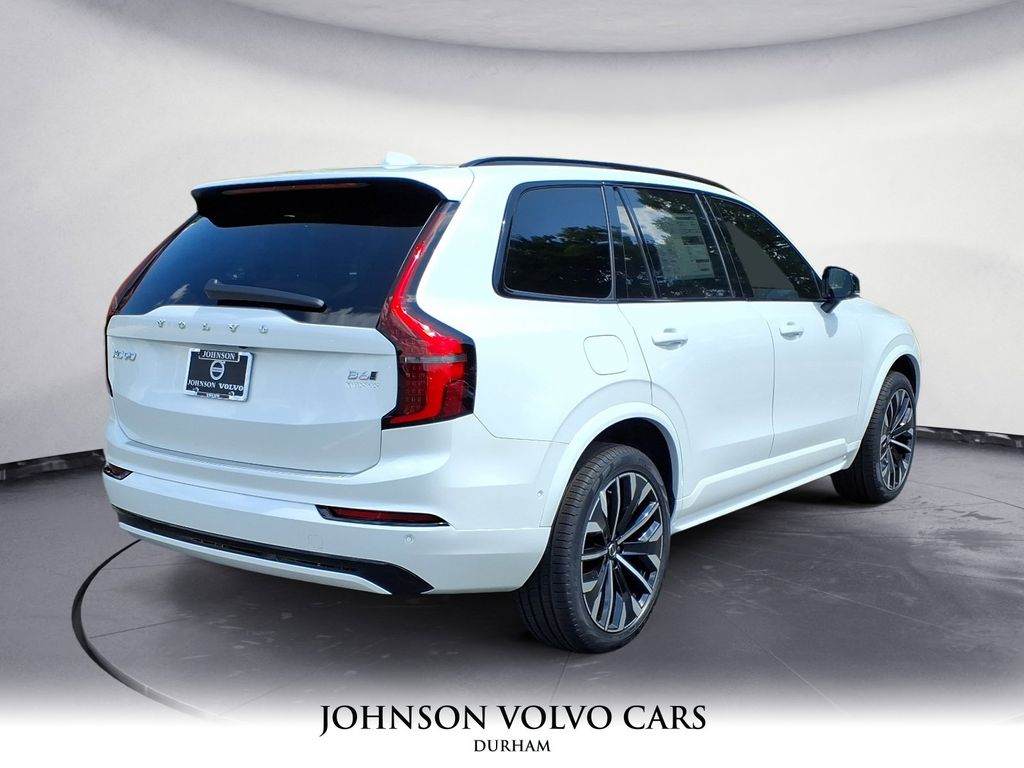 2026 Volvo XC90 AWD photo 3