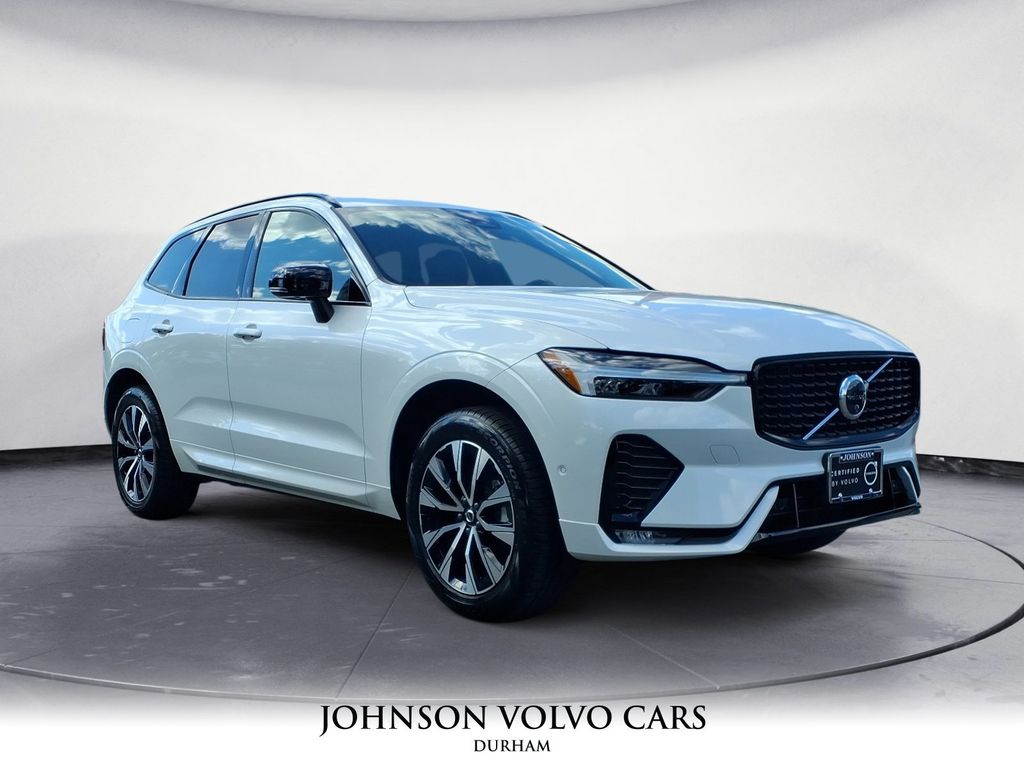 2025 Volvo XC60 Plus