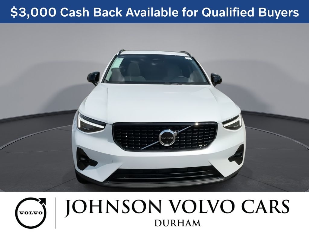 New 2026 Volvo XC40 B5 Ultra SUV