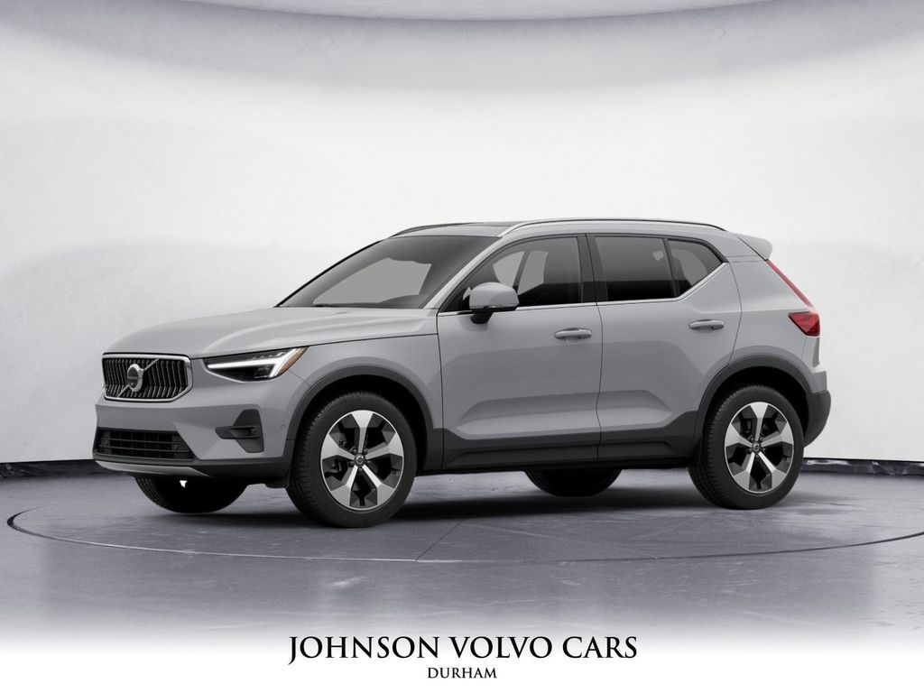 2025 Volvo XC40 Plus's photo