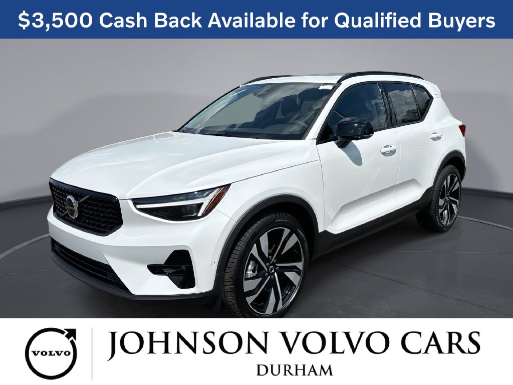 2026 Volvo XC40