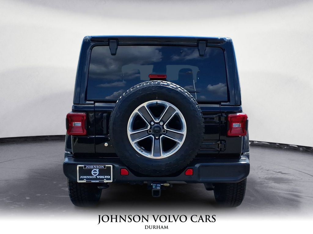 2020 Jeep Wrangler Unlimited Sahara photo 4