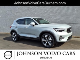 2025 Volvo XC40 B5 Plus Bright Theme AWD