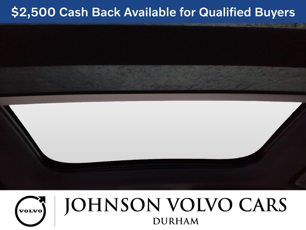 2026 Volvo XC90 Ultra - Photo 10