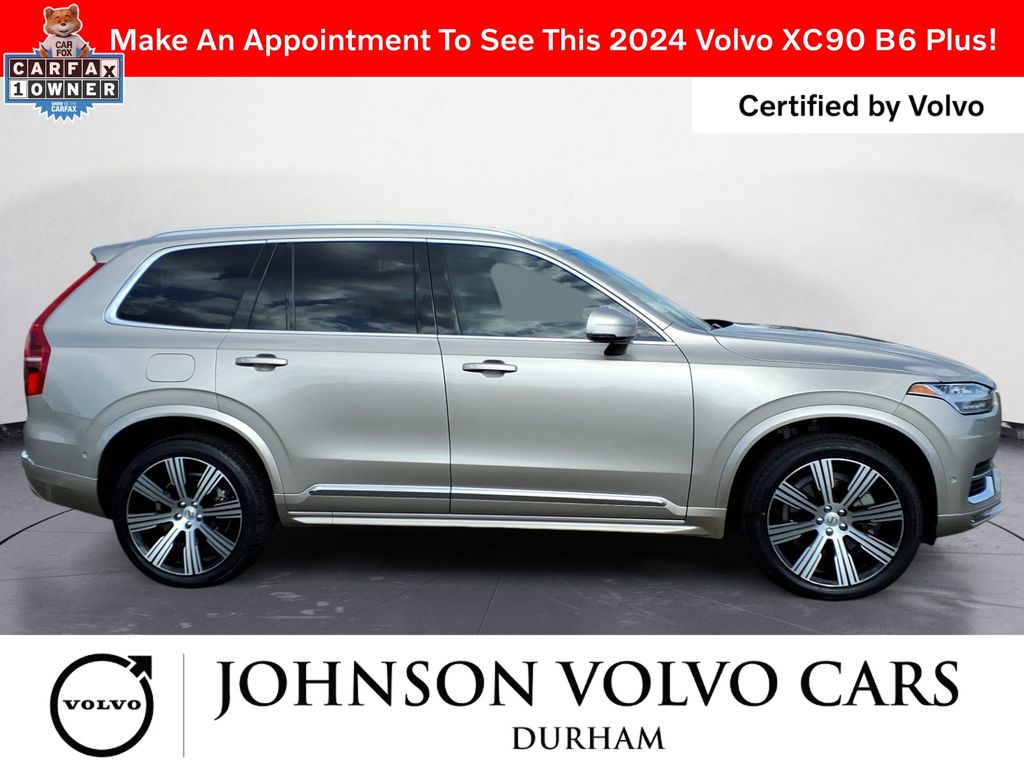 2024 Volvo XC90 Plus photo 2