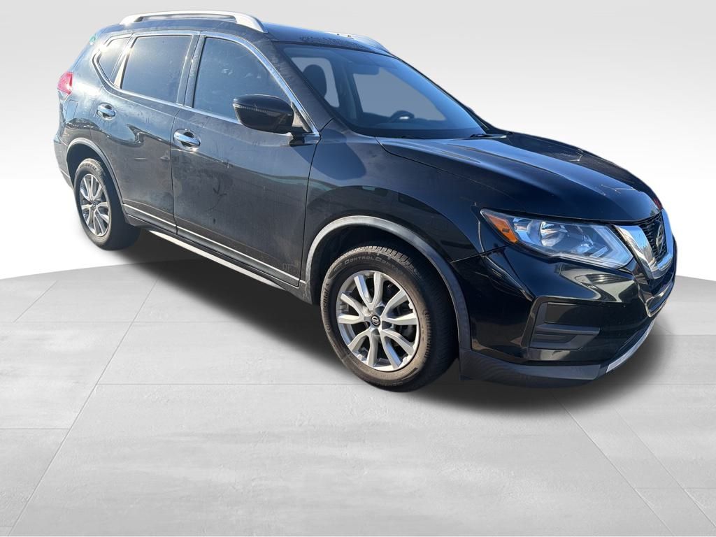 2018 Nissan Rogue SV's photo