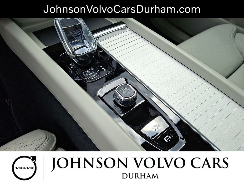 2026 Volvo XC60 Ultra - Photo 15