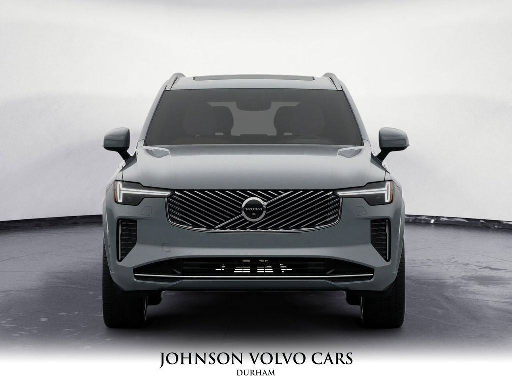 2026 Volvo XC90 Plus photo 2
