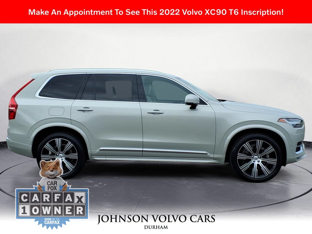 2022 Volvo XC90 T6 Inscription photo 2