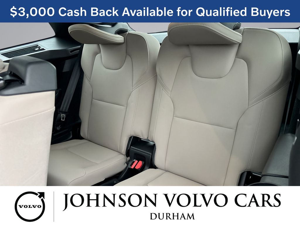 2026 Volvo XC90 Plus - Photo 27
