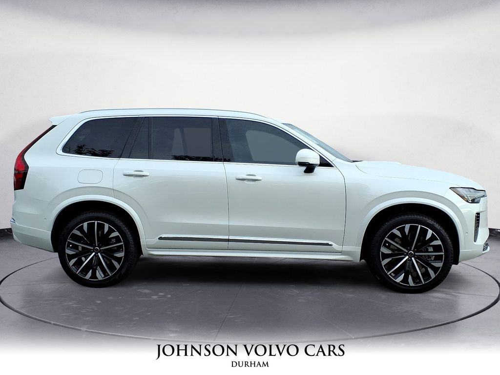 2026 Volvo XC90 Plus T8 photo 2