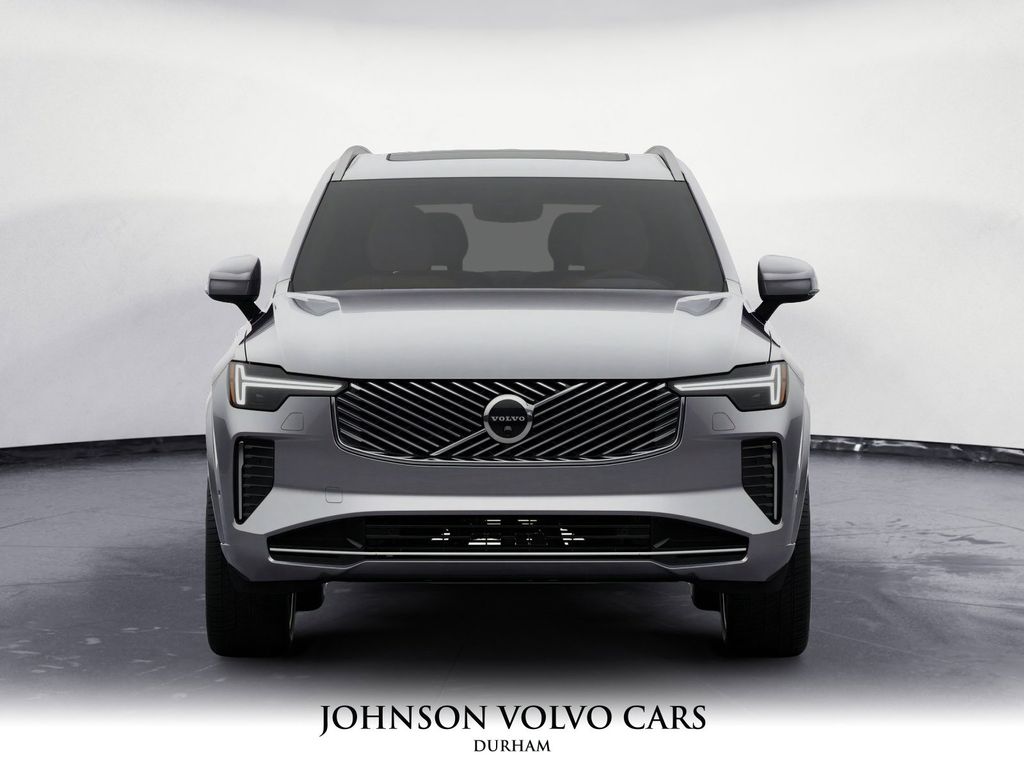 2026 Volvo XC90 Plus photo 2