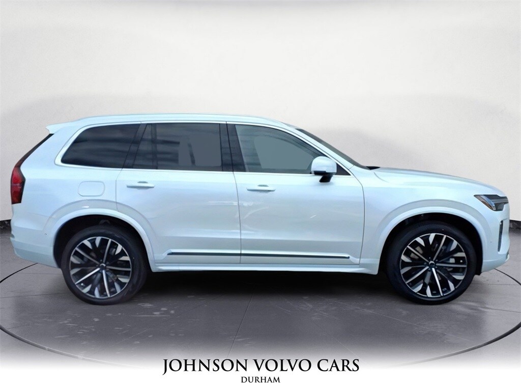 2025 Volvo XC90 T8 Plus photo 2