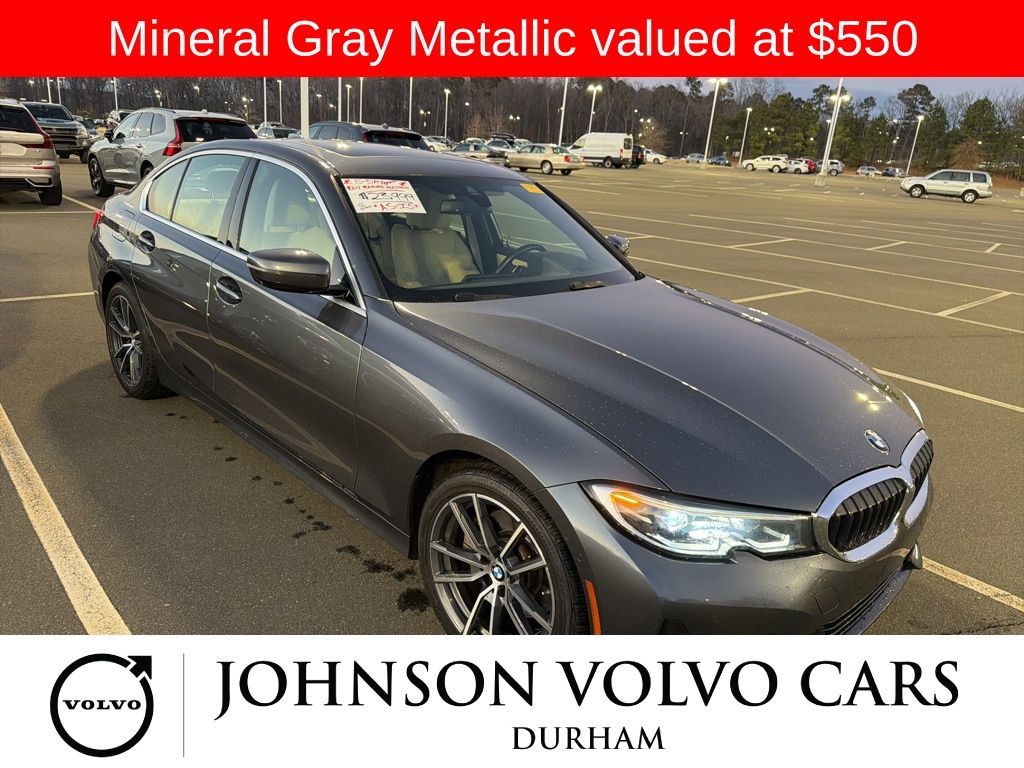 2021 BMW 3 Series 330i's photo