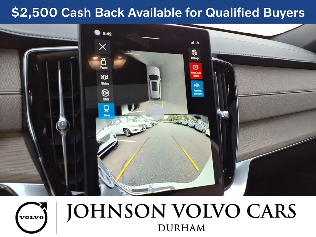 2026 Volvo XC90 Ultra - Photo 14