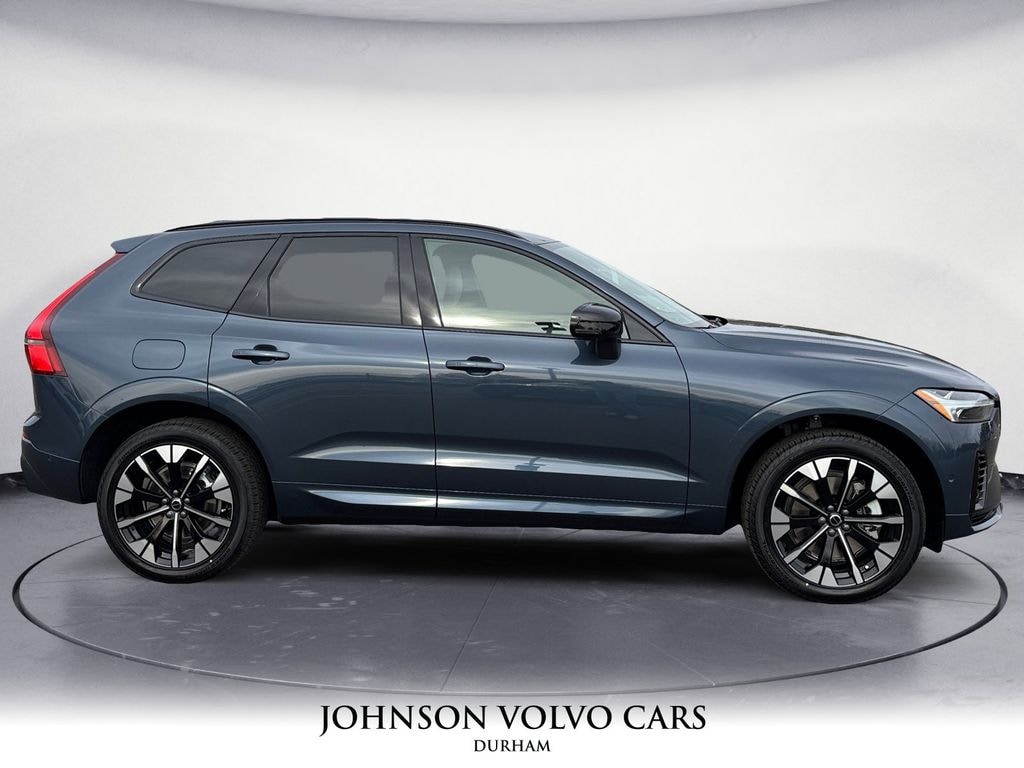 New 2026 Volvo XC60 plug-in hybrid T8 Plus SUV