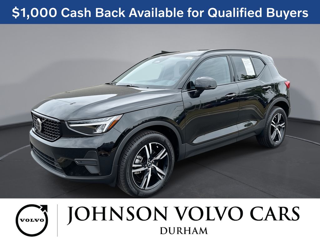 2026 Volvo XC40 B5 Core Dark AWD's photo