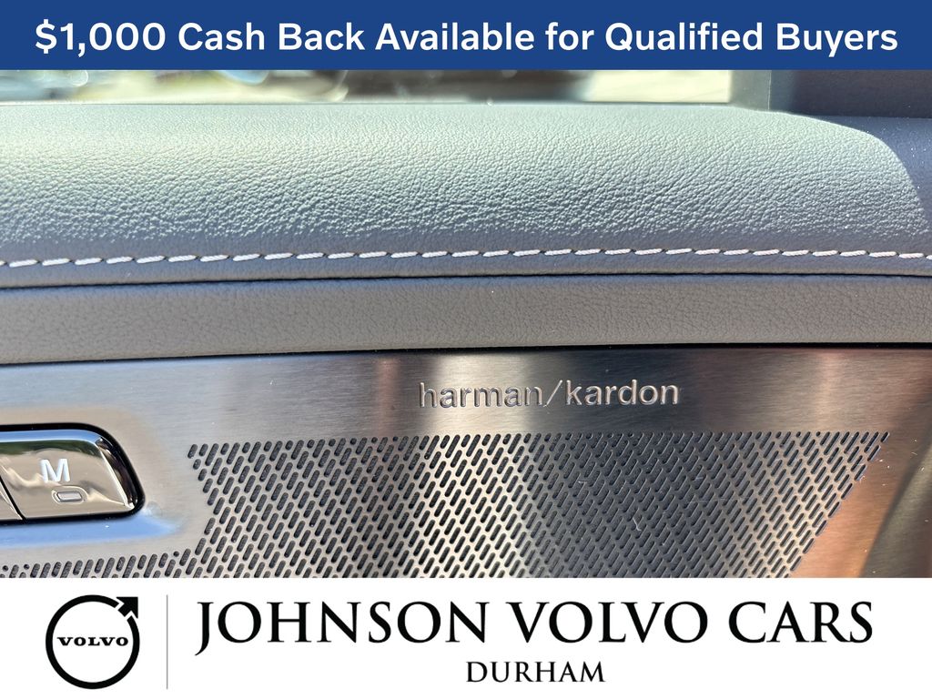 2026 Volvo XC90 Ultra - Photo 10