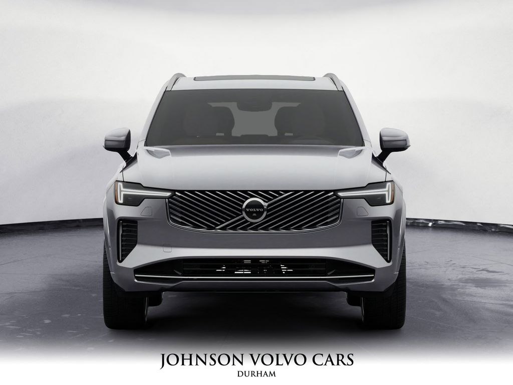 2026 Volvo XC90 Plus photo 2