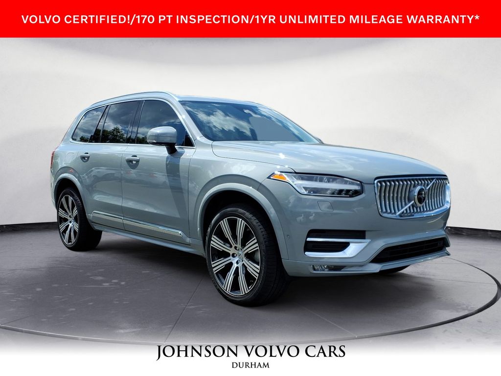 2024 Volvo XC90 B6 Plus Bright Theme 6-Seater