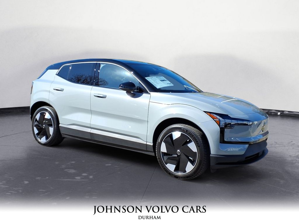 2025 Volvo EX30 Plus's photo