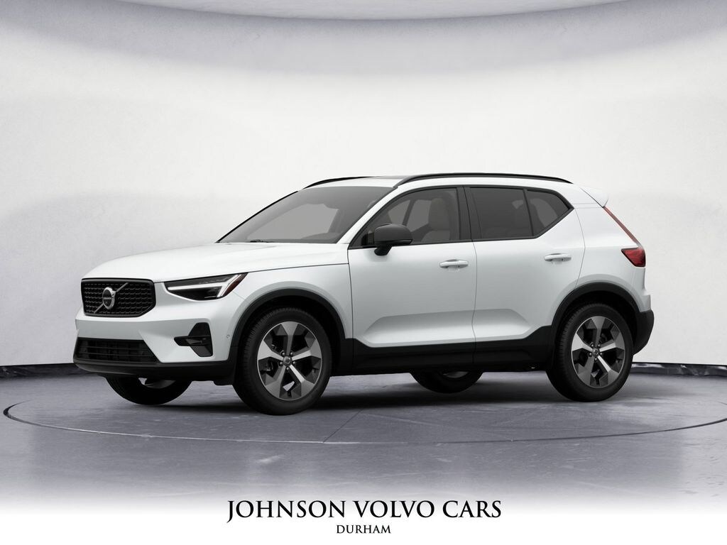 New 2026 Volvo XC40 B4 Plus SUV