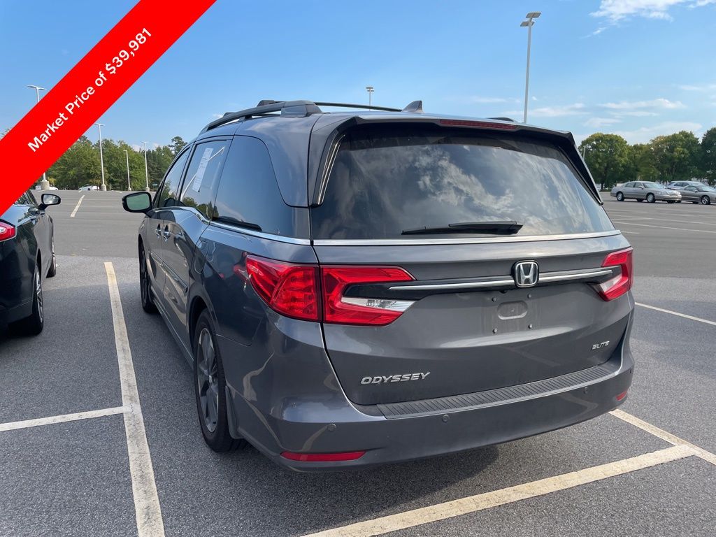 2023 Honda Odyssey Elite photo 3