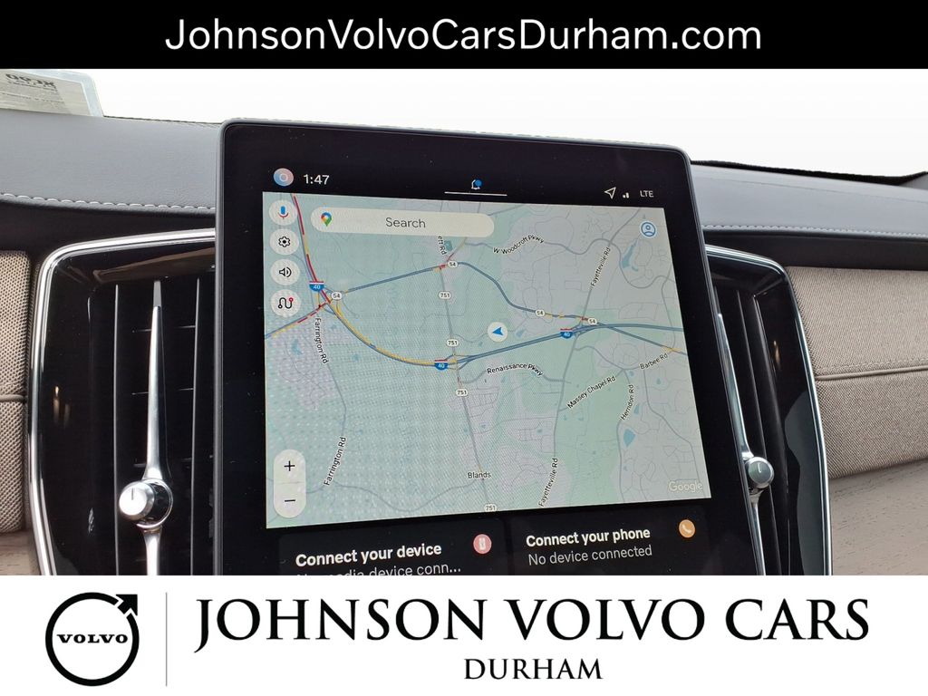 2026 Volvo XC90 Plus - Photo 14