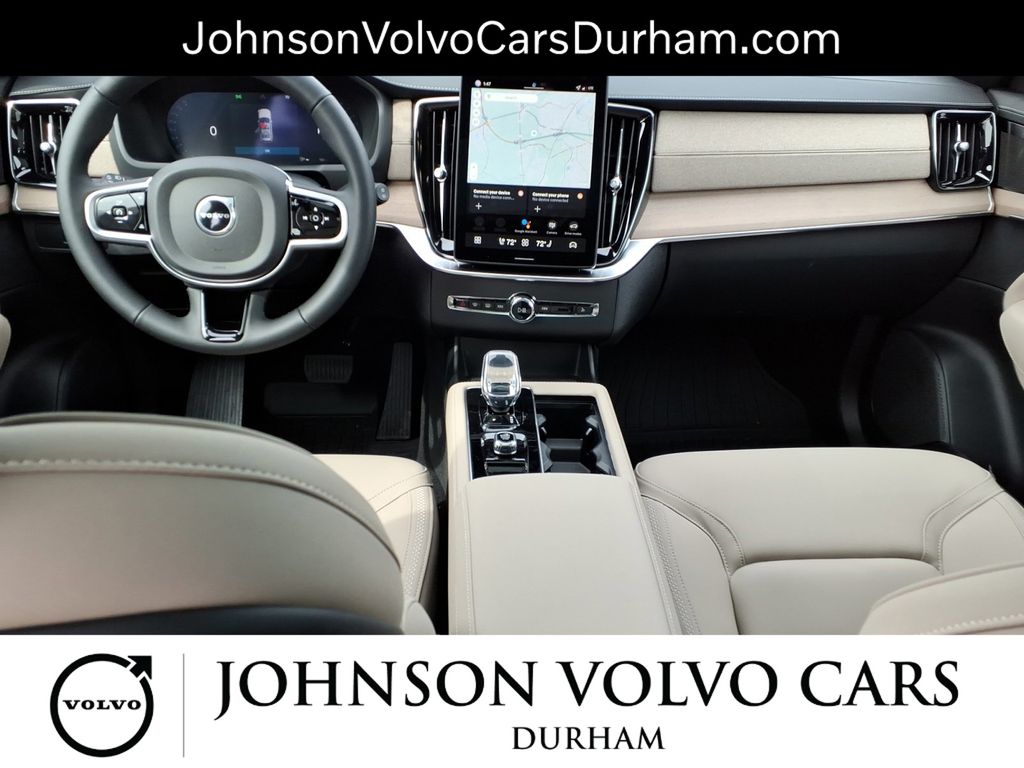 2026 Volvo XC90 Plus - Photo 7