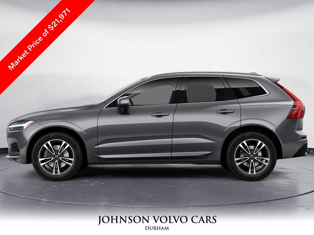 2021 Volvo XC60 T5 Momentum photo 3