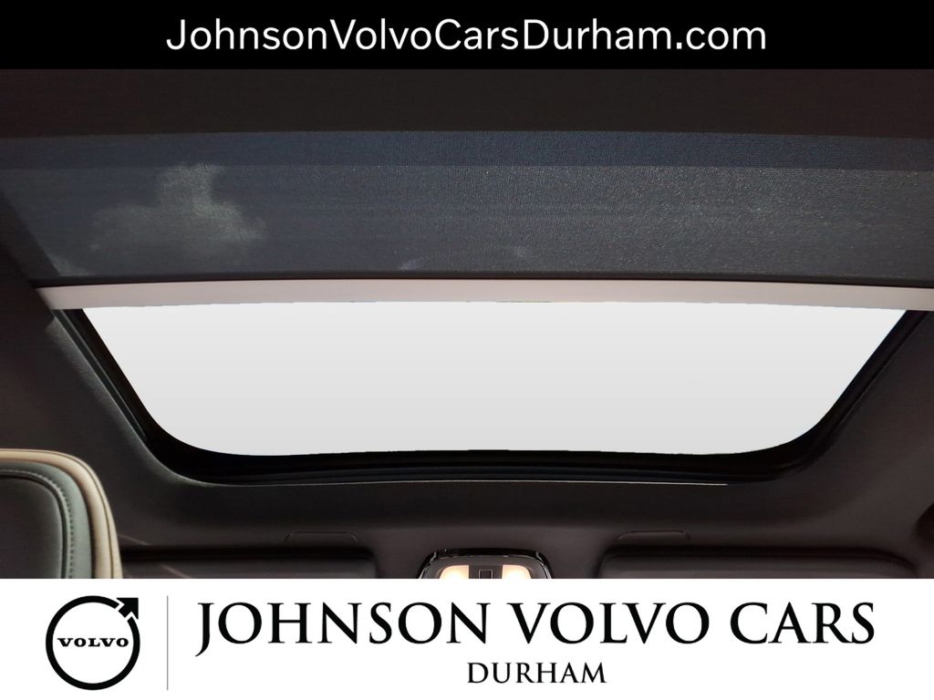 2026 Volvo XC90 Ultra - Photo 10