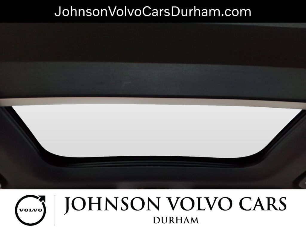 2026 Volvo XC90 Plus - Photo 10