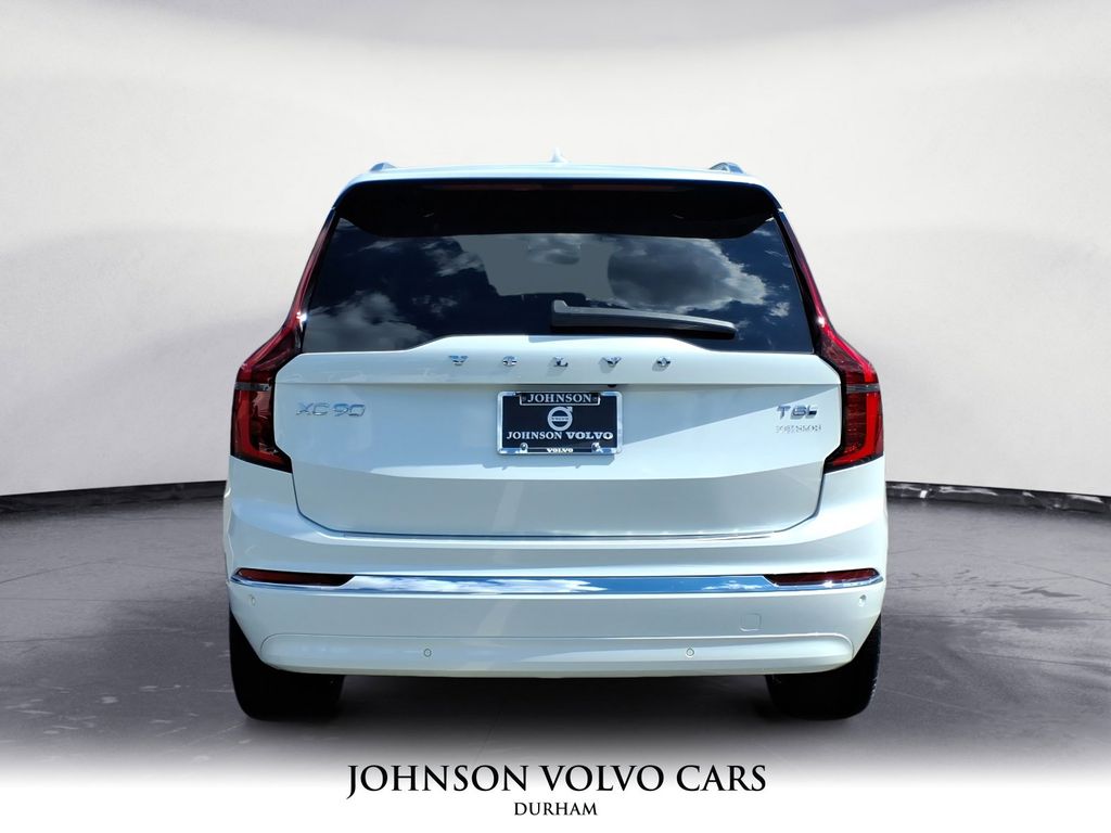 2026 Volvo XC90 Plus T8 photo 4