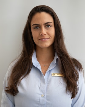 Staff member Jennifer Oles from 9448032ab235