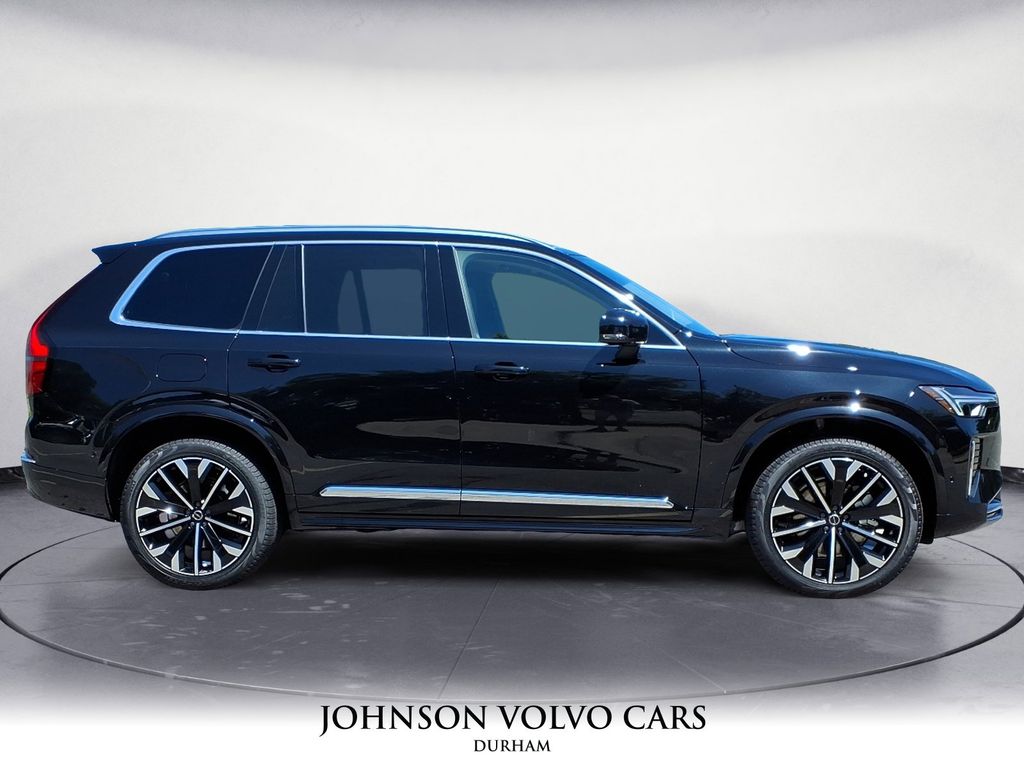 2026 Volvo XC90 Plus photo 2
