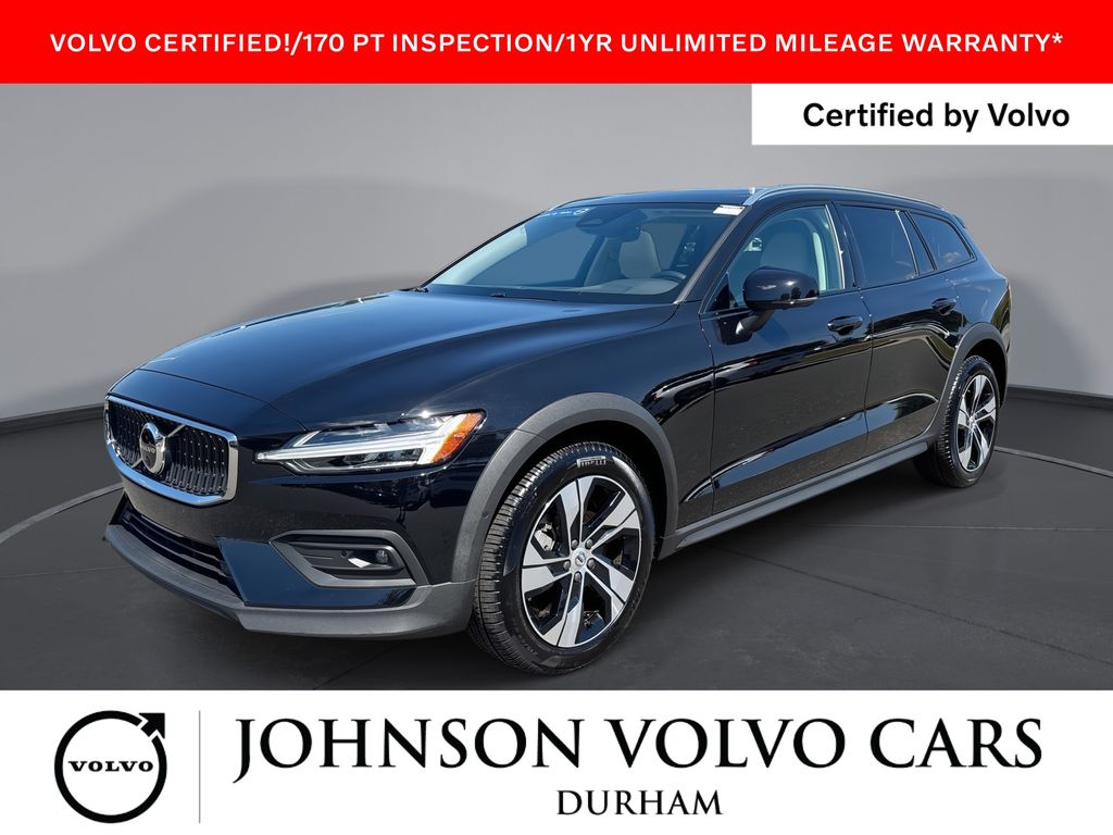 2025 Volvo V60 Cross Country
