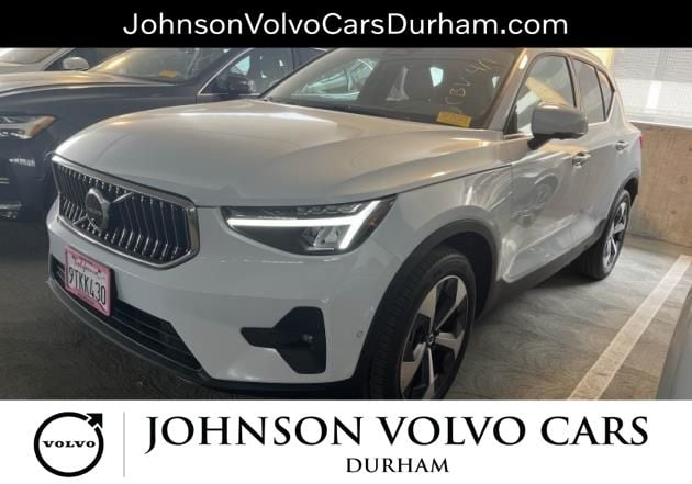2025 Volvo XC40 B5 Plus Bright AWD's photo
