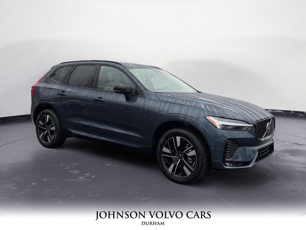 2026 Volvo XC60 Plus's photo